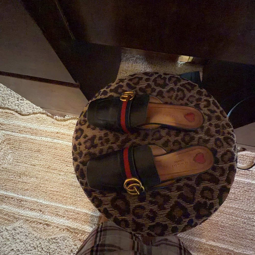 Gucci Black Leather Mules with Red-black Web and Gold Double G - Picture 6 of 11